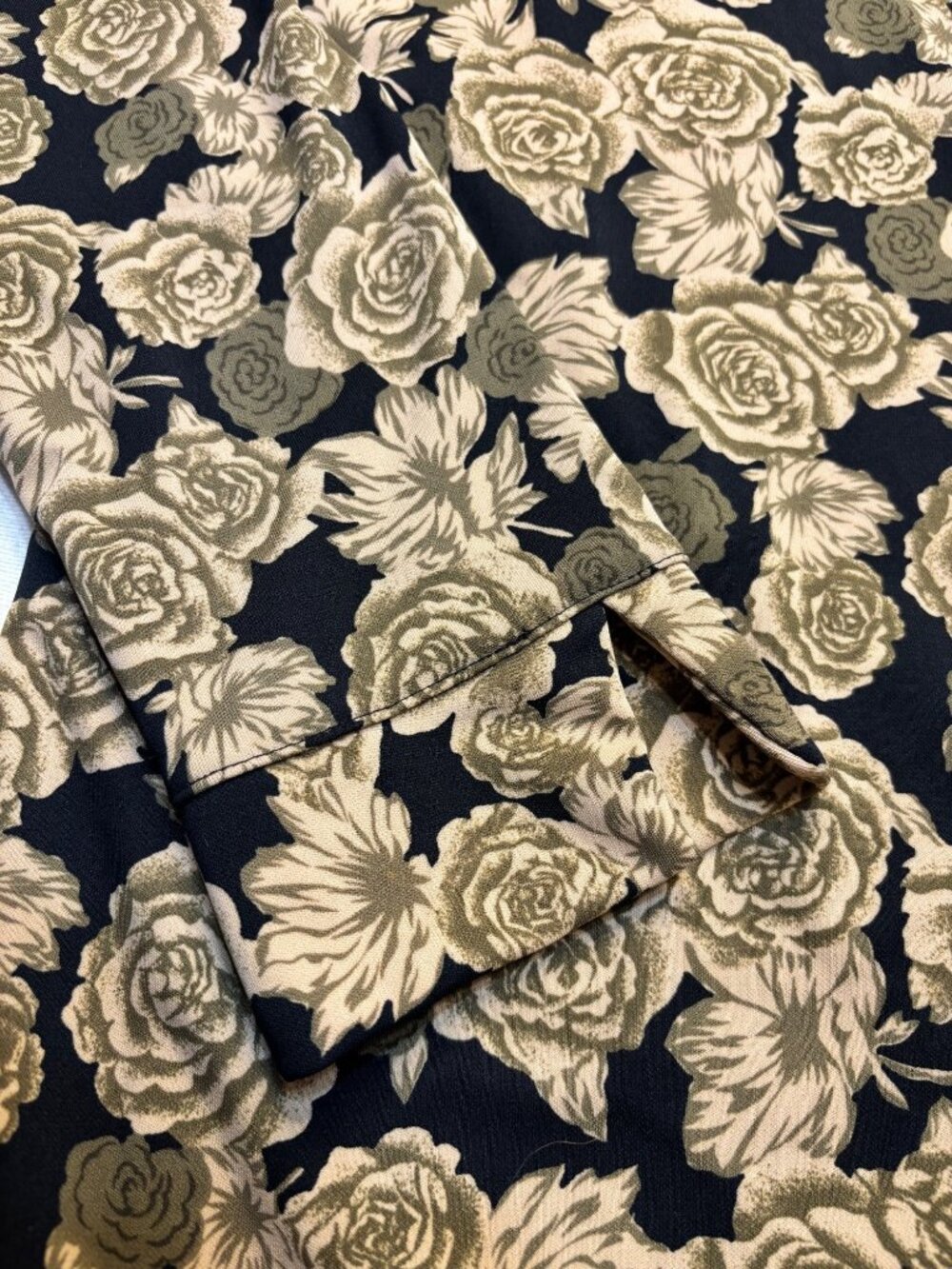 Susan Lawrence Black & Gold Floral Wrap Dress Long Sleeve Made In USA Size M - Picture 7 of 16